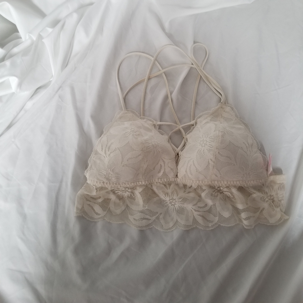 Victoria's Secrete Pink Bralette SB1